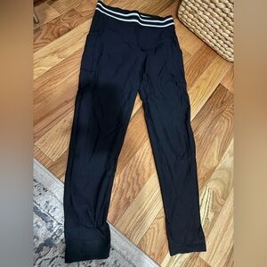 DONATING TMRW!Aerie MOVE leggings!